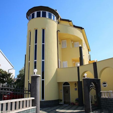 Vila Nara Hotel Vodice Exterior photo