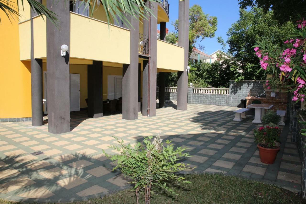 Vila Nara Hotel Vodice Exterior photo