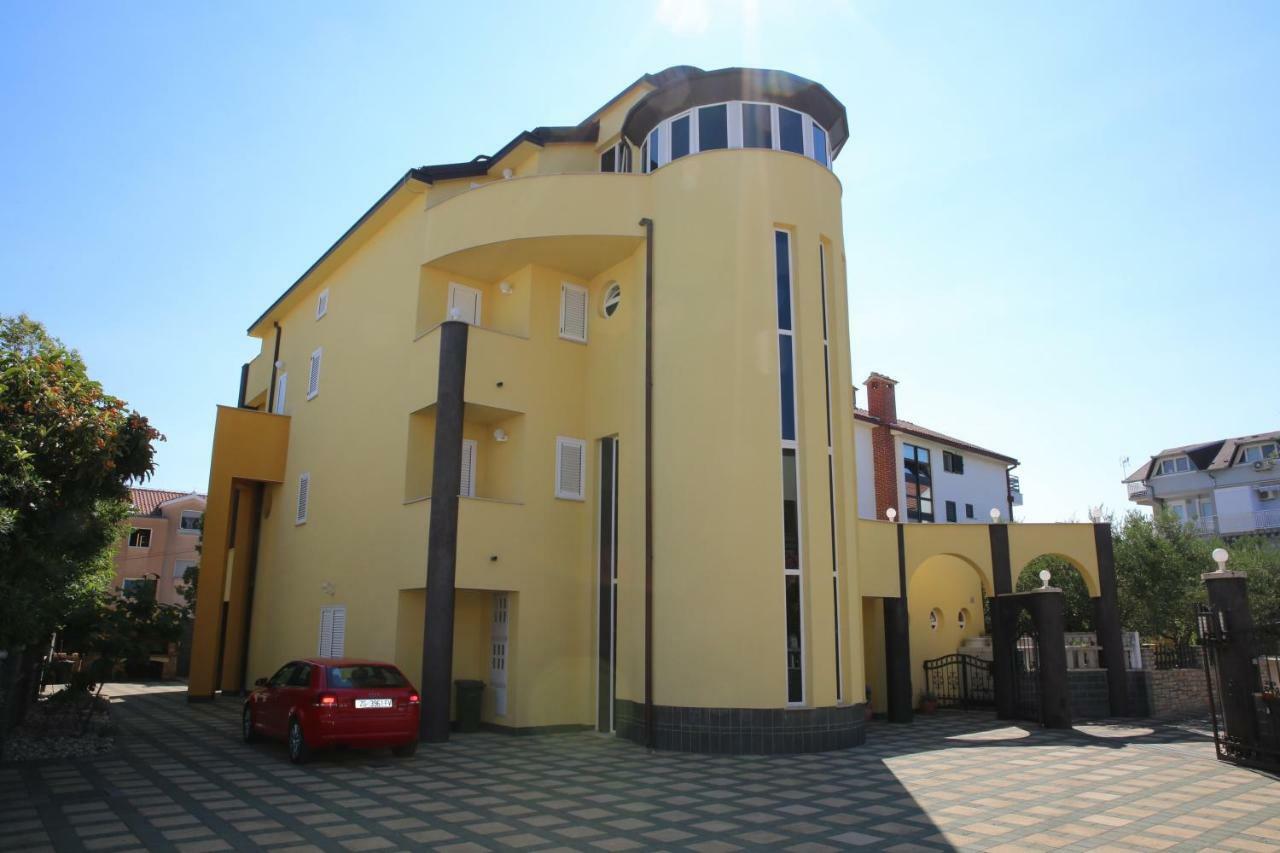 Vila Nara Hotel Vodice Exterior photo